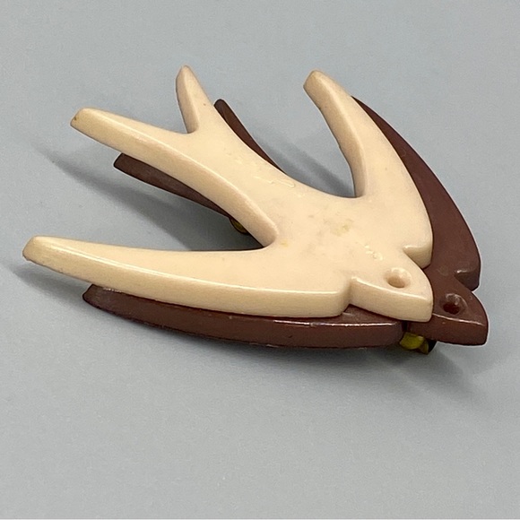 Vintage Celluloid Love Birds Swallows Brooch Pin - Picture 3 of 14